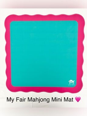 Mini Mahjong Mat in Bright Colors with Scalloped Edge … ✨ Brand New ✨